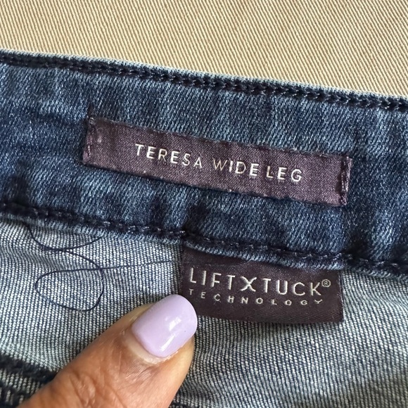 NYDJ Blue Teresa Wide Leg Jeans Size 12 - Picture 2 of 4
